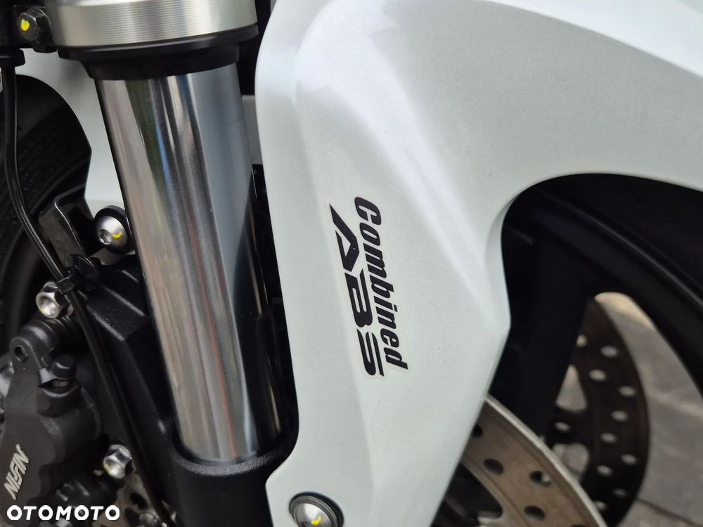 Honda CB - 17