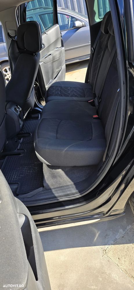 Peugeot 3008 2.0 HDI FAP Active - 3