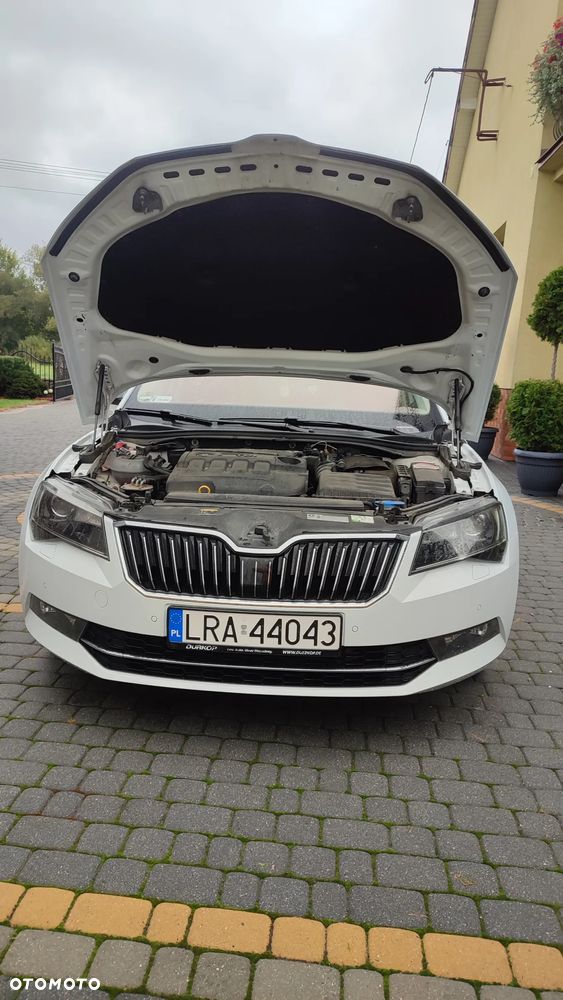 Skoda Superb 2.0 TDI SCR L&K DSG - 16