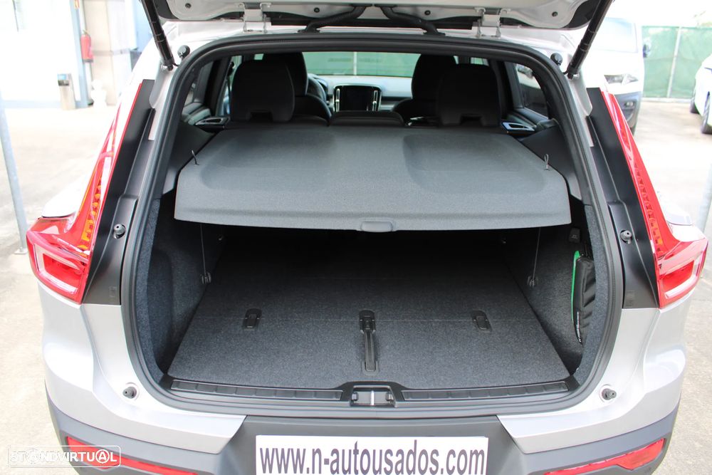 Volvo XC 40 1.5 T2 Plus Dark Auto - 53