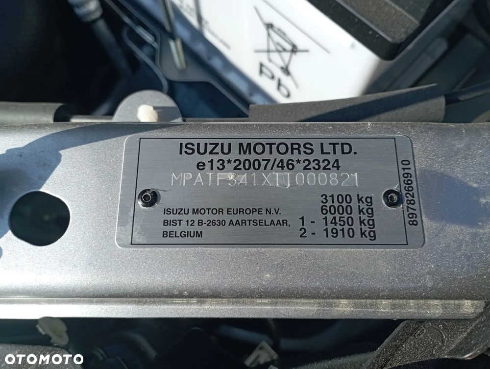 Isuzu D-Max 1.9 DC LSX - 30