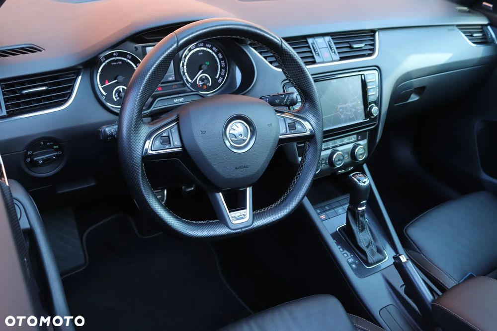 Skoda Octavia 2.0 TSI RS DSG - 14