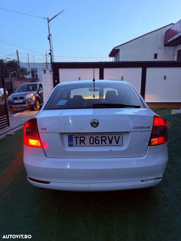 Skoda Octavia - 4