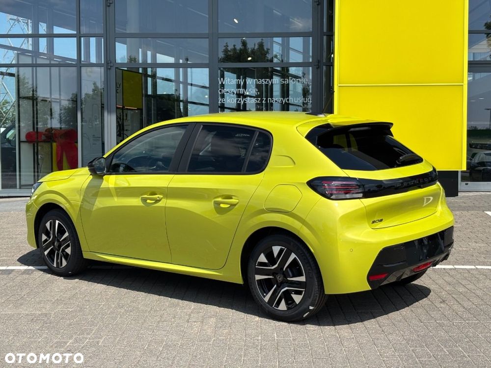 Peugeot 208 - 5