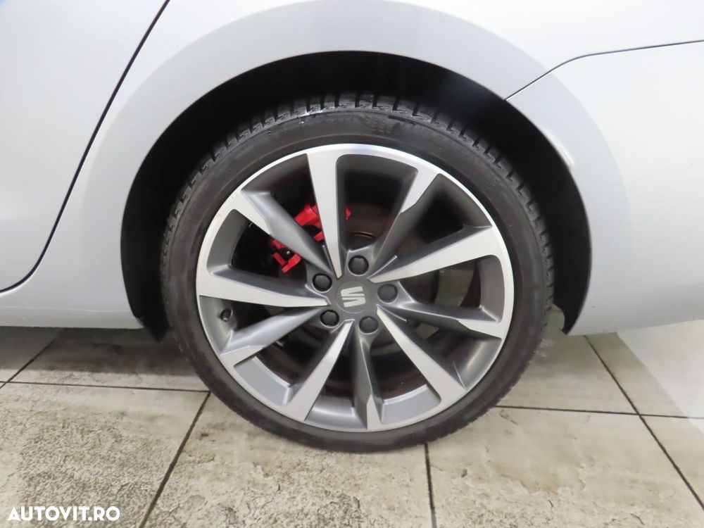 Seat Leon 1.5 eTSI ACT OPF DSG FR - 6