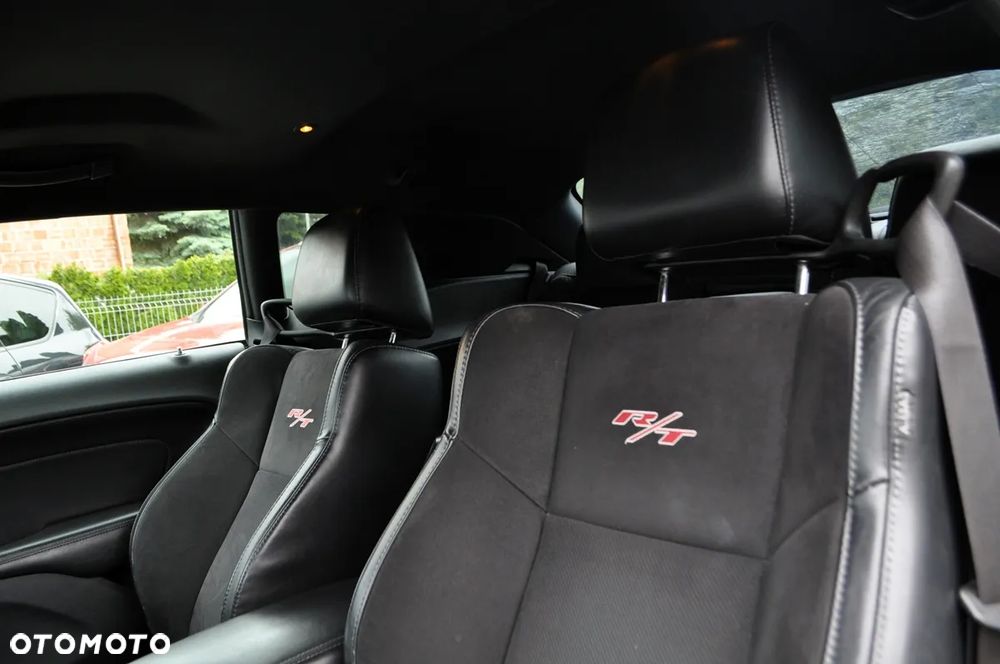 Dodge Challenger 5.7 R/T - 19