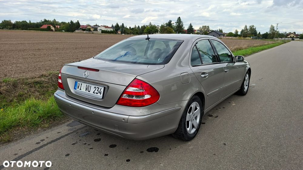 Mercedes-Benz Klasa E - 7