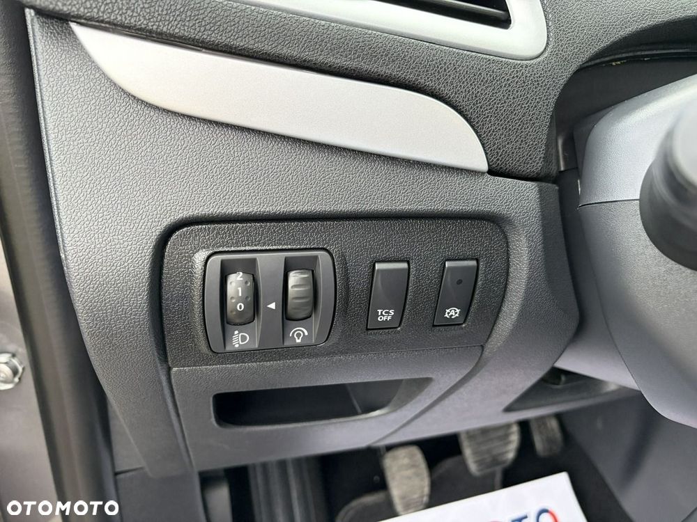 Renault Grand Scenic - 19