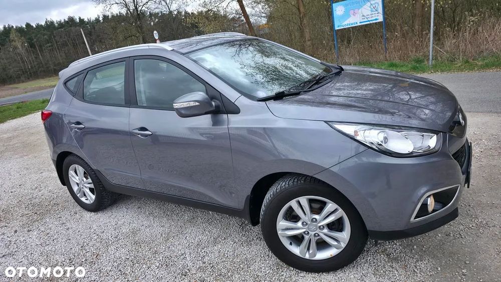Hyundai ix35 1.6 2WD blue Trend - 14
