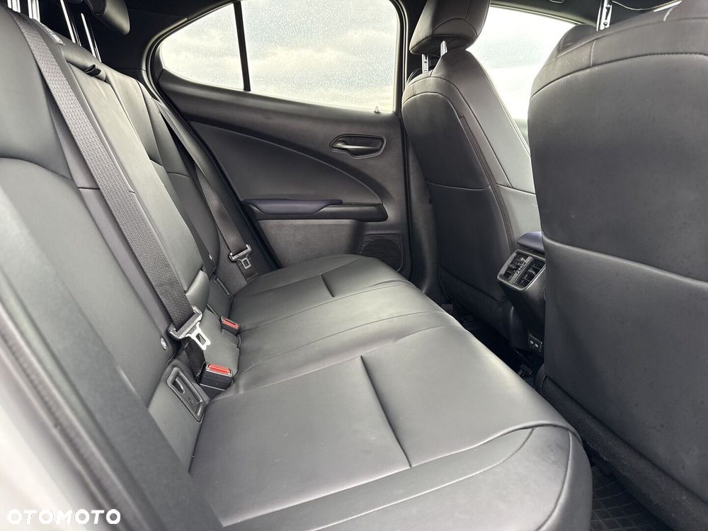 Lexus UX 250h GPF F Impression 2WD - 11