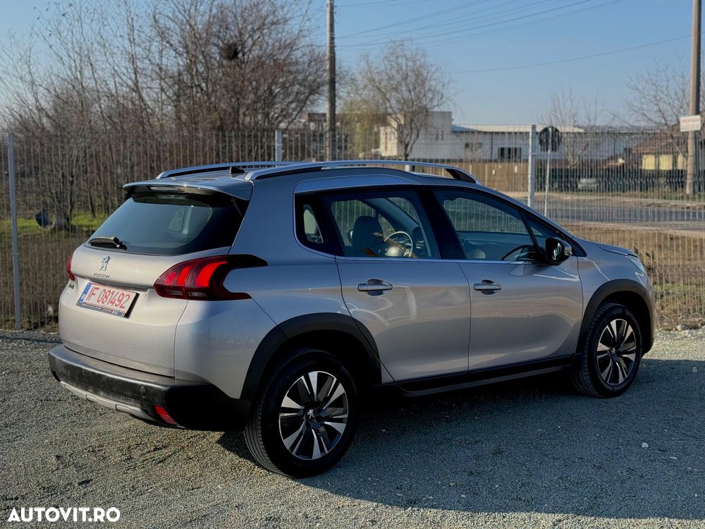 Peugeot 2008 PureTech 110 Stop&Start Allure - 4