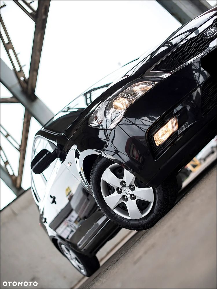 Kia Ceed - 13