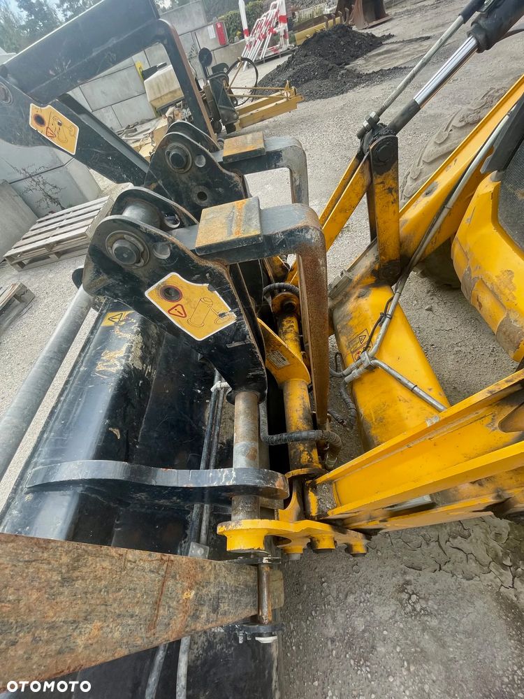 JCB 3CX PLUS - 7