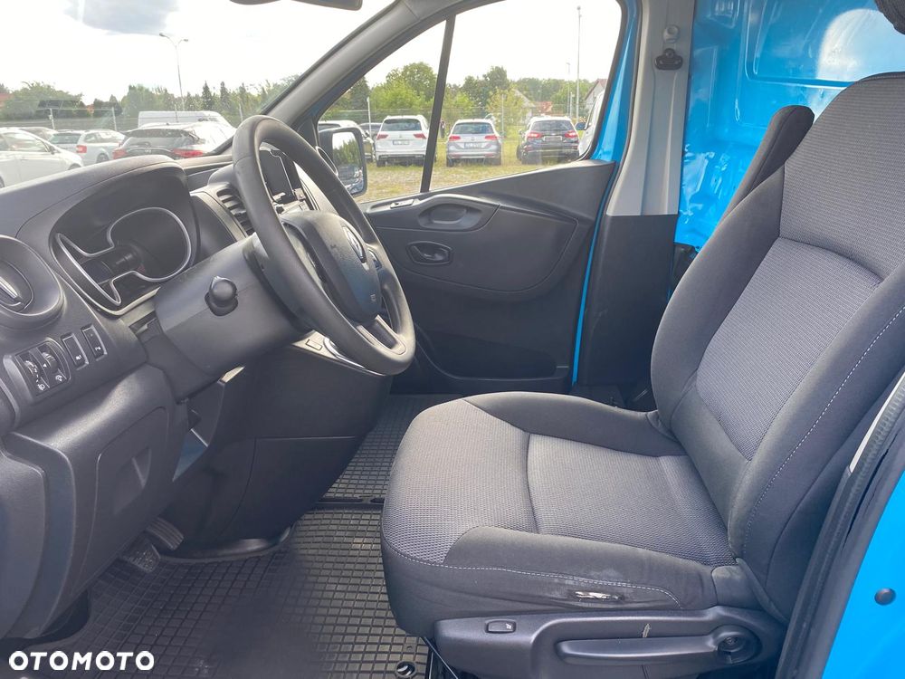 Renault Trafic - 10