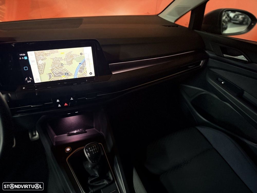 VW Golf 1.0 TSI Confortline - 17