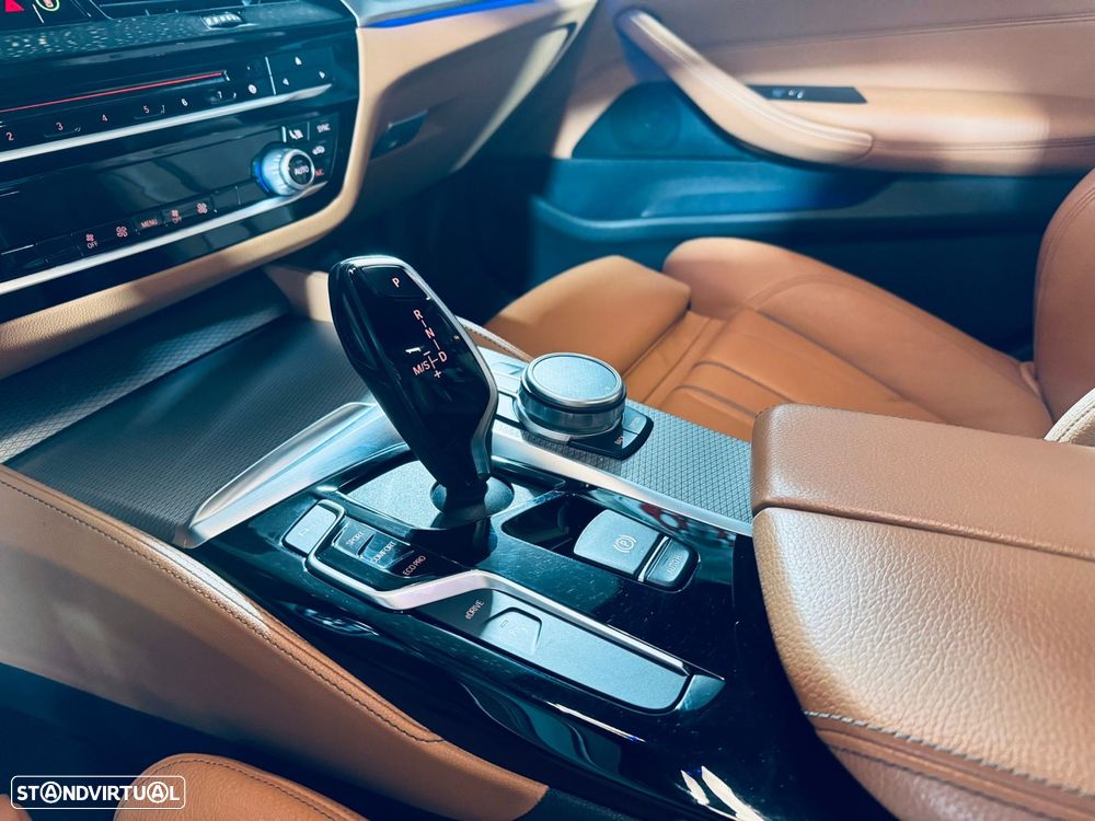 BMW 530 e iPerformance Pack M - 34