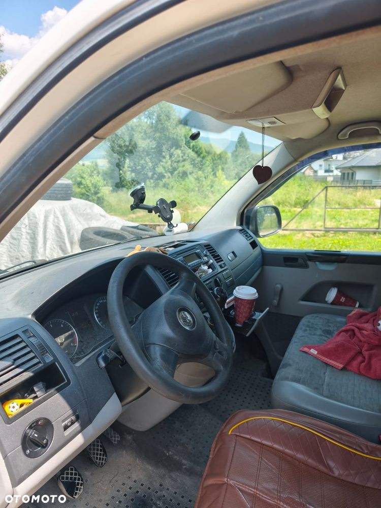 Volkswagen Transporter 5 - 10