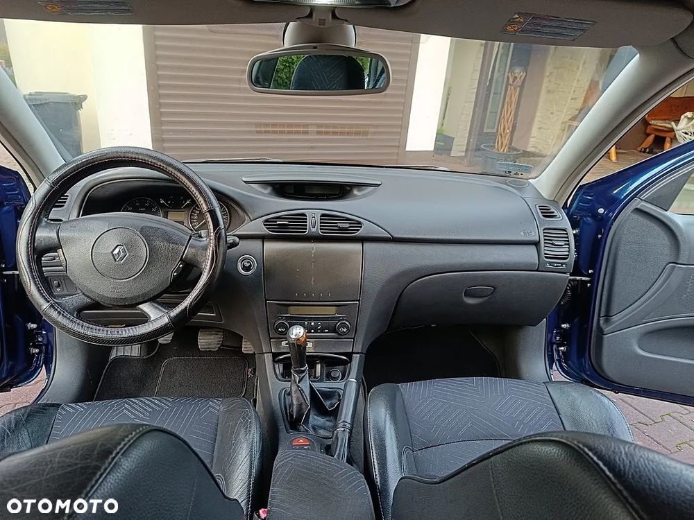 Renault Laguna II 2.0 16V Privilege - 17