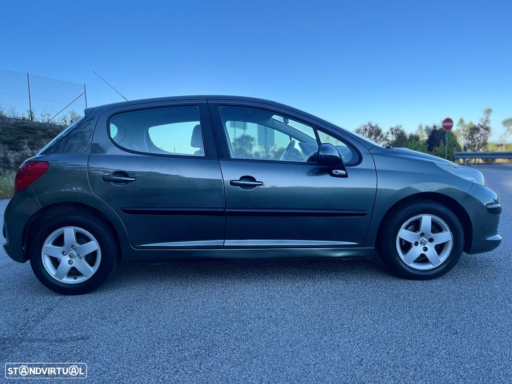 Peugeot 207 1.4 HDi Trendy - 2