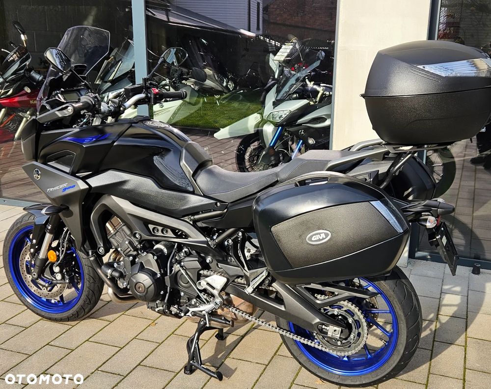 Yamaha MT - 15