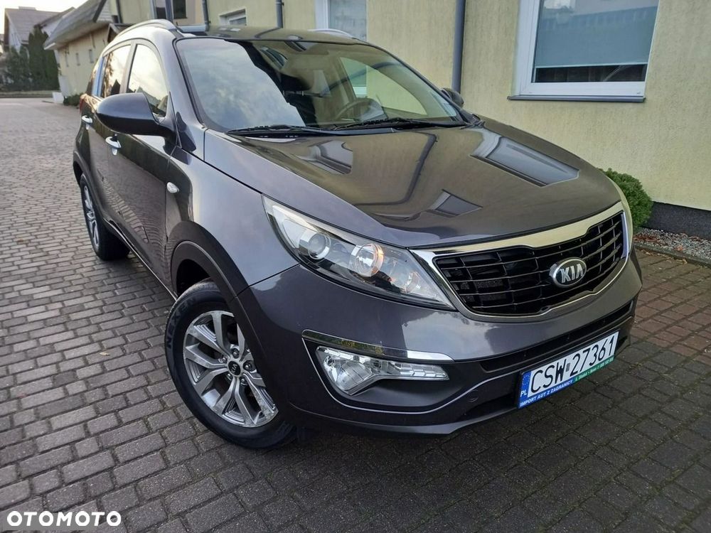 Kia Sportage 1.7 CRDI 2WD Dream-Team Edition - 9
