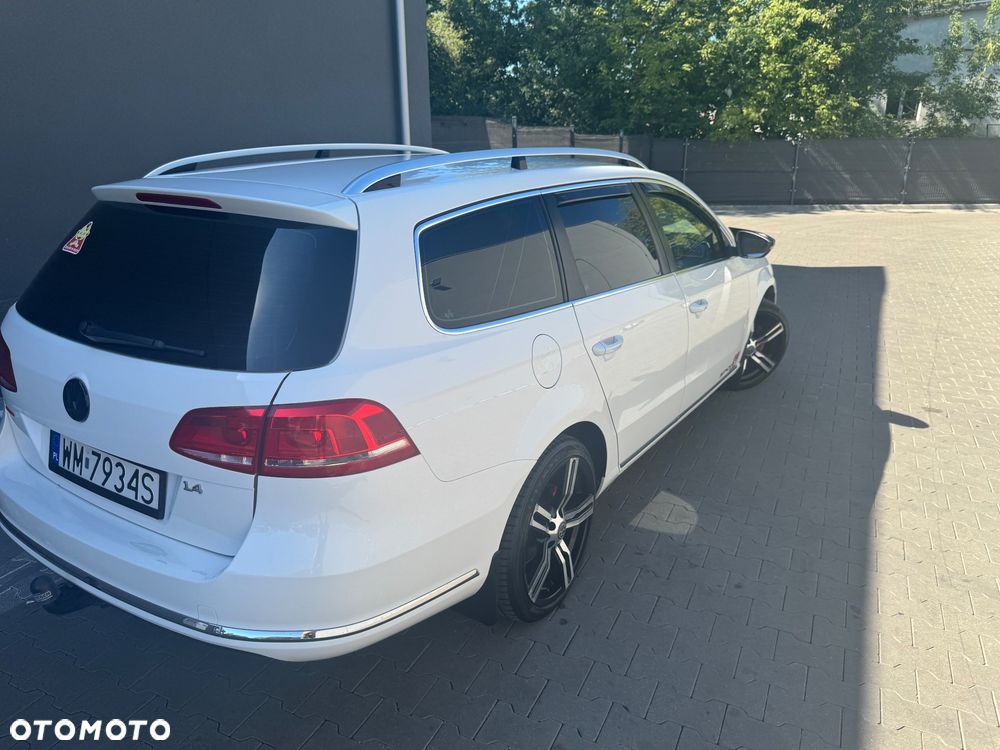 Volkswagen Passat 1.4 TSI BMT Highline R-Style DSG - 2