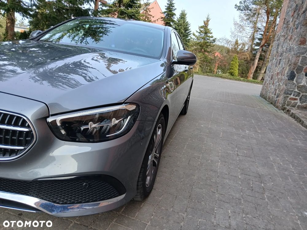 Mercedes-Benz Klasa E 220 d 4-Matic Exclusive - 20