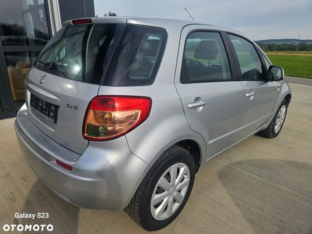 Suzuki SX4 1.6 GLX / Comfort - 6