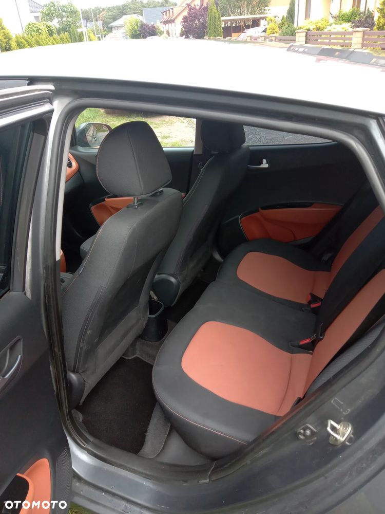 Hyundai i10 1.0 Premium - 14