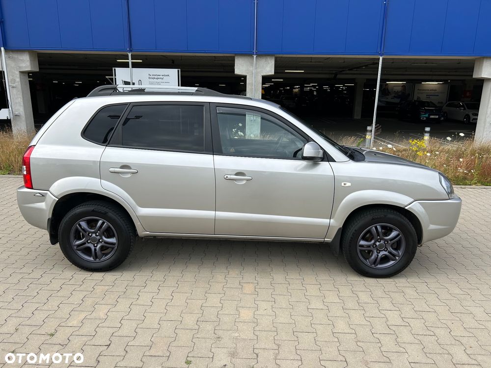 Hyundai Tucson 2.0 CRDi VGT 4WD GLS - 7
