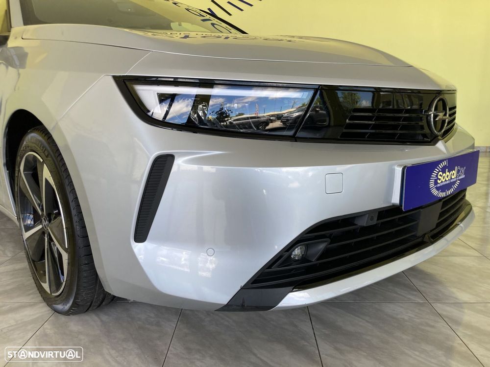 Opel Astra 1.2 T Elegance - 4