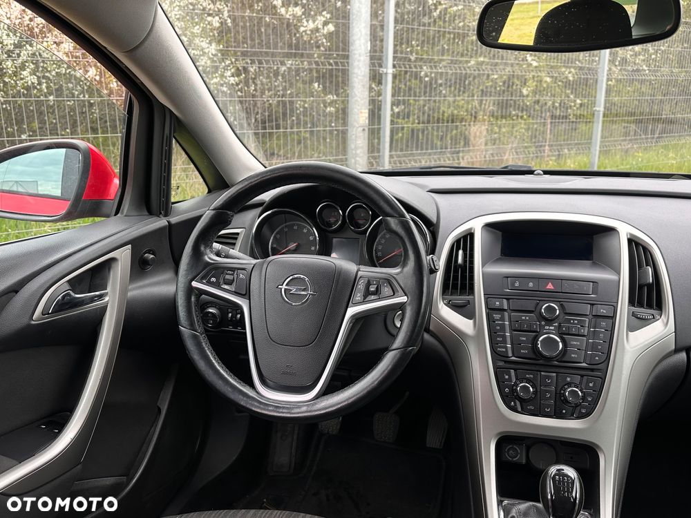 Opel Astra 1.4 Turbo Design Edition - 6