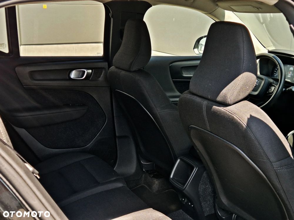 Volvo XC 40 D3 Momentum Pro - 29
