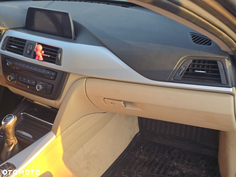 BMW Seria 3 316d Advantage - 19