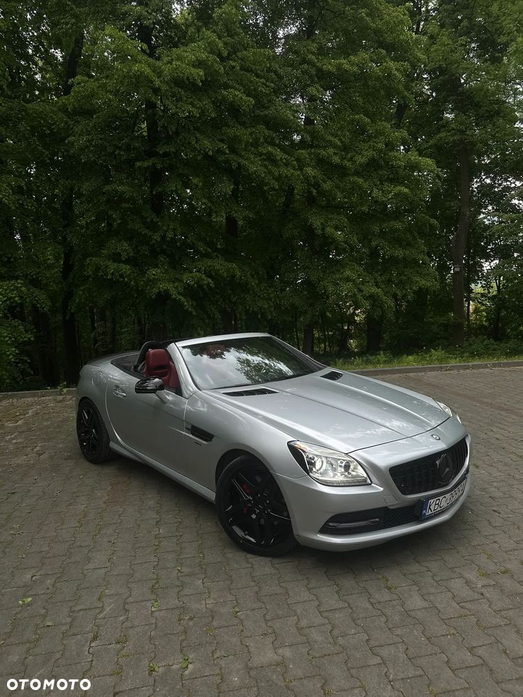 Mercedes-Benz SLK 300 9G-TRONIC - 4