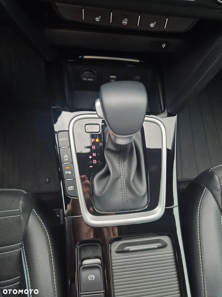 Kia XCeed 1.6 T-GDI Tribute DCT - 20