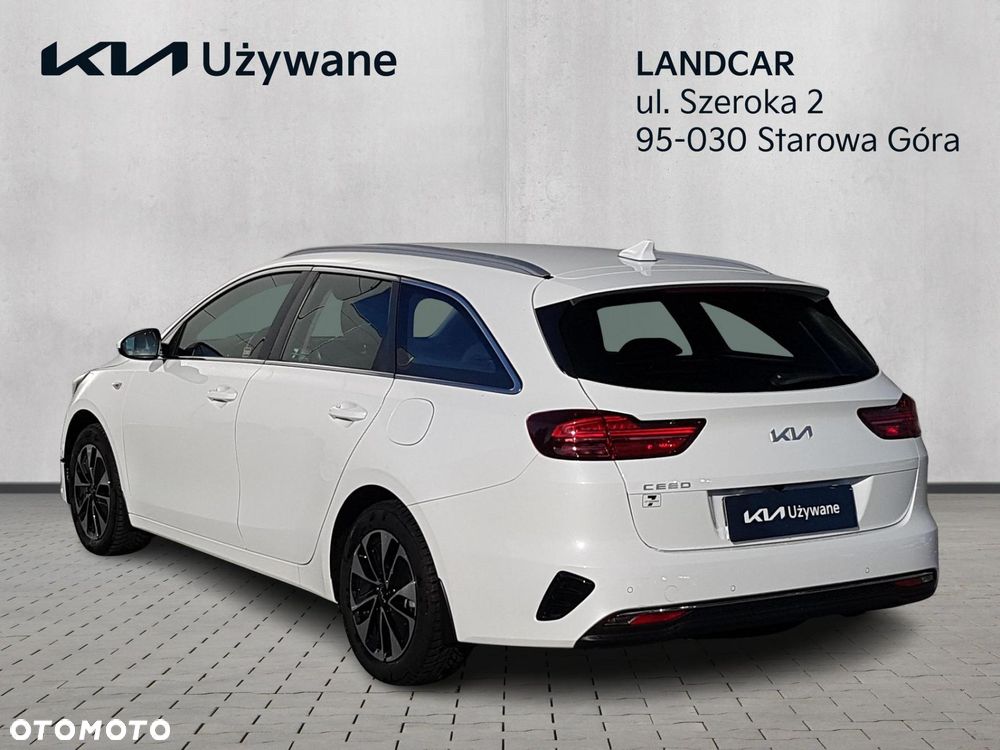 Kia Ceed - 4