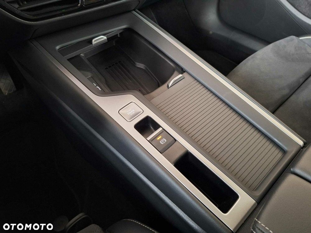 Volkswagen Passat - 25