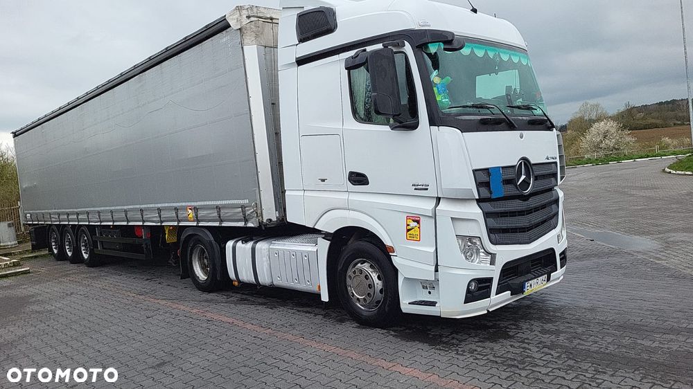 Mercedes-Benz Actros - 11