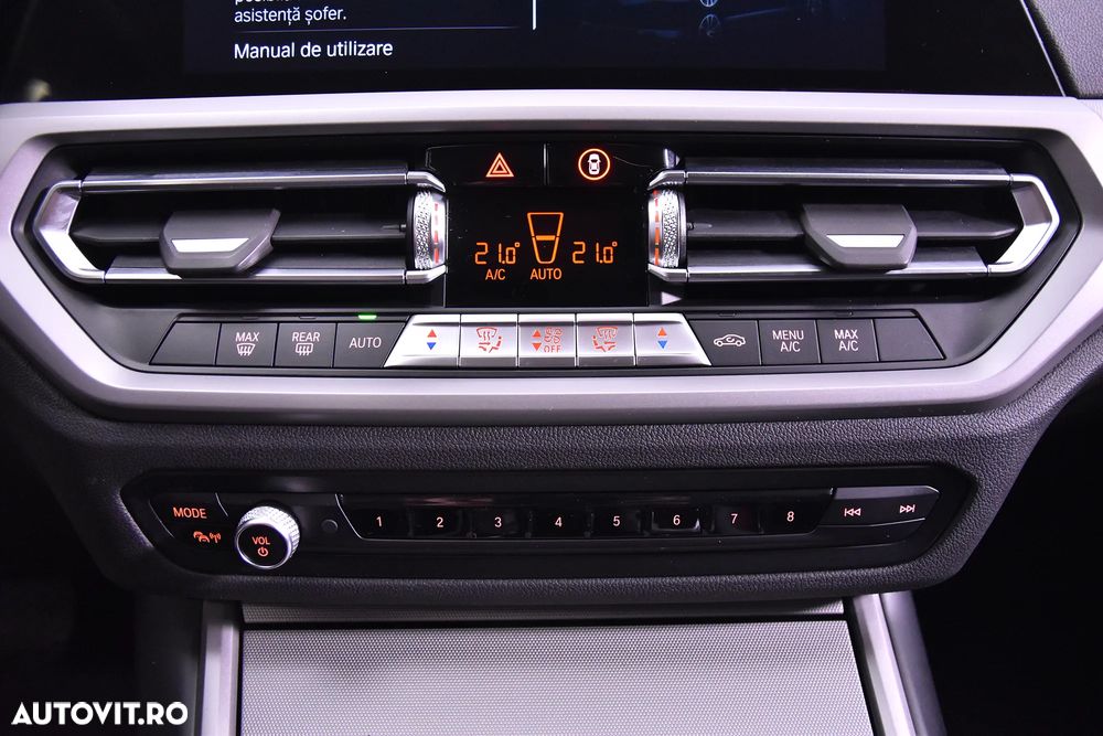 BMW Seria 3 318d Touring Aut. - 18