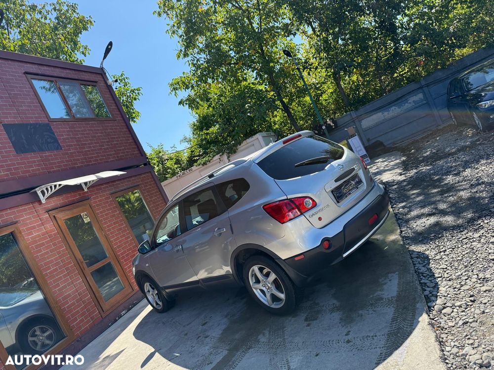 Nissan Qashqai+2 - 38