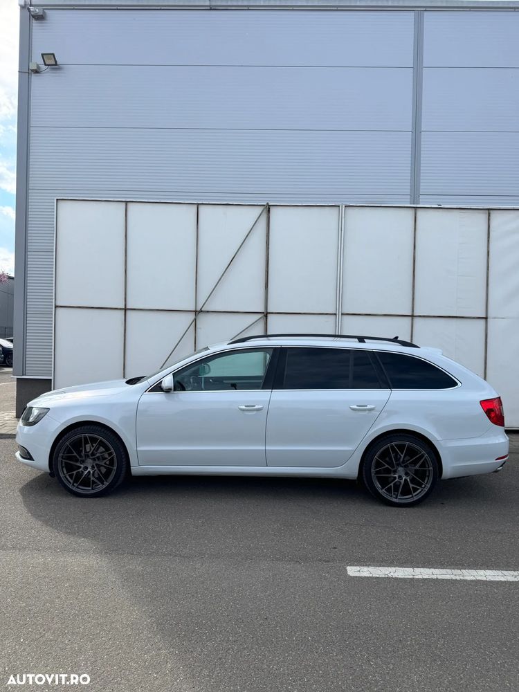 Skoda Superb 2.0 TDI 4X4 Ambition - 16