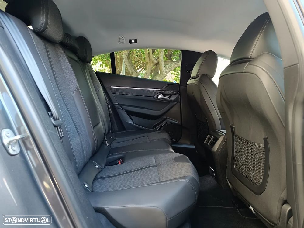 Peugeot 508 Hybrid 225 e-EAT8 Allure Pack - 34