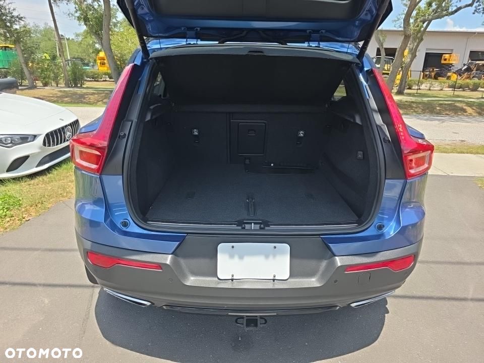 Volvo XC 40 T5 AWD R-Design - 7