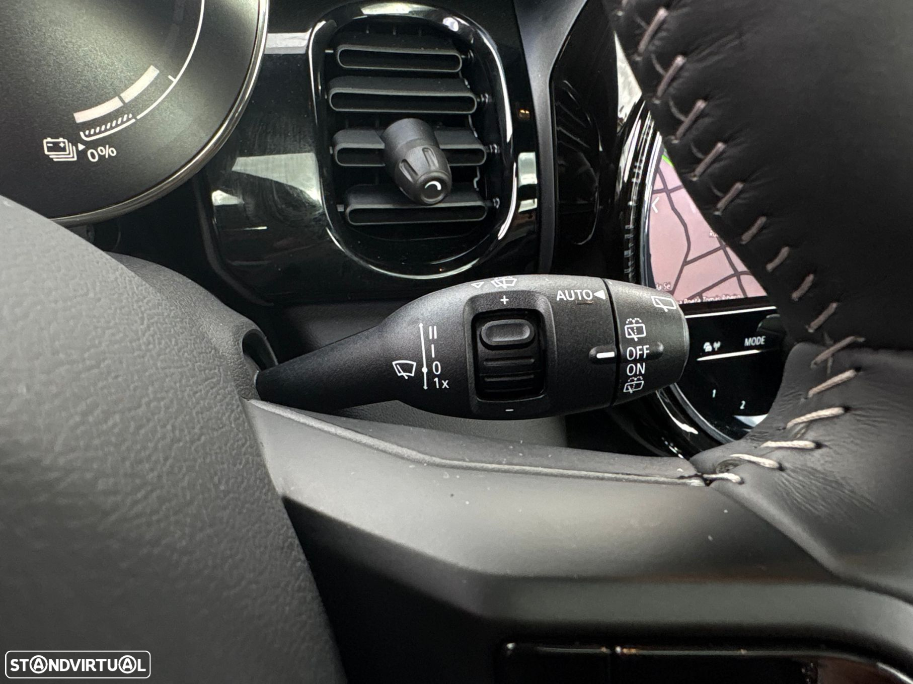 MINI 3 Portas Cooper SE Premium Yours - 23
