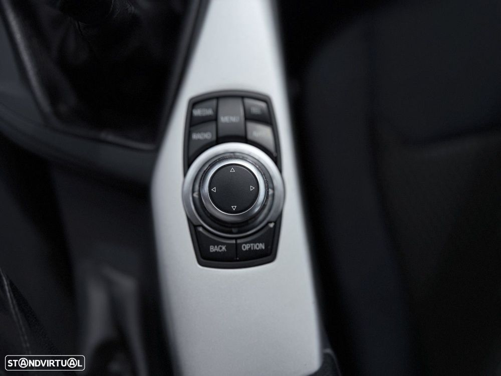 BMW 116 d EfficientDynamics - 15