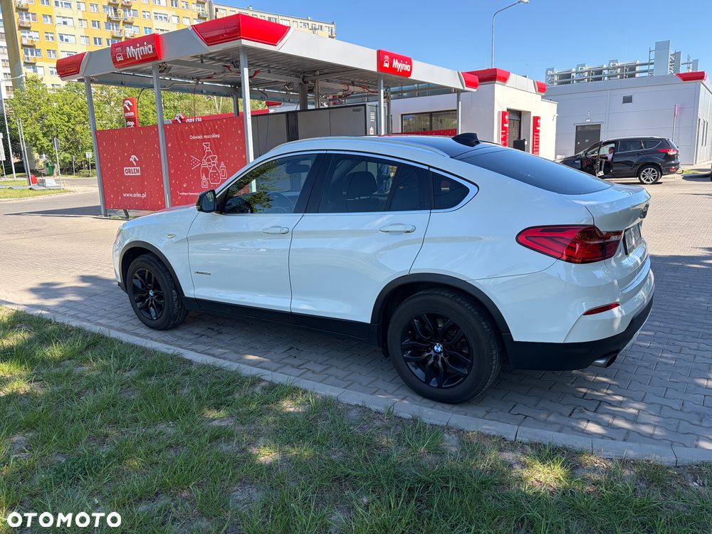 BMW X4 xDrive20d - 8