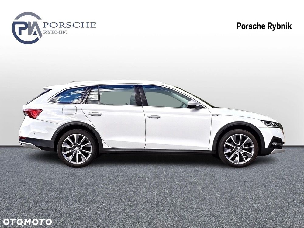 Skoda Octavia 2.0 TDI 4x4 Scout DSG - 3