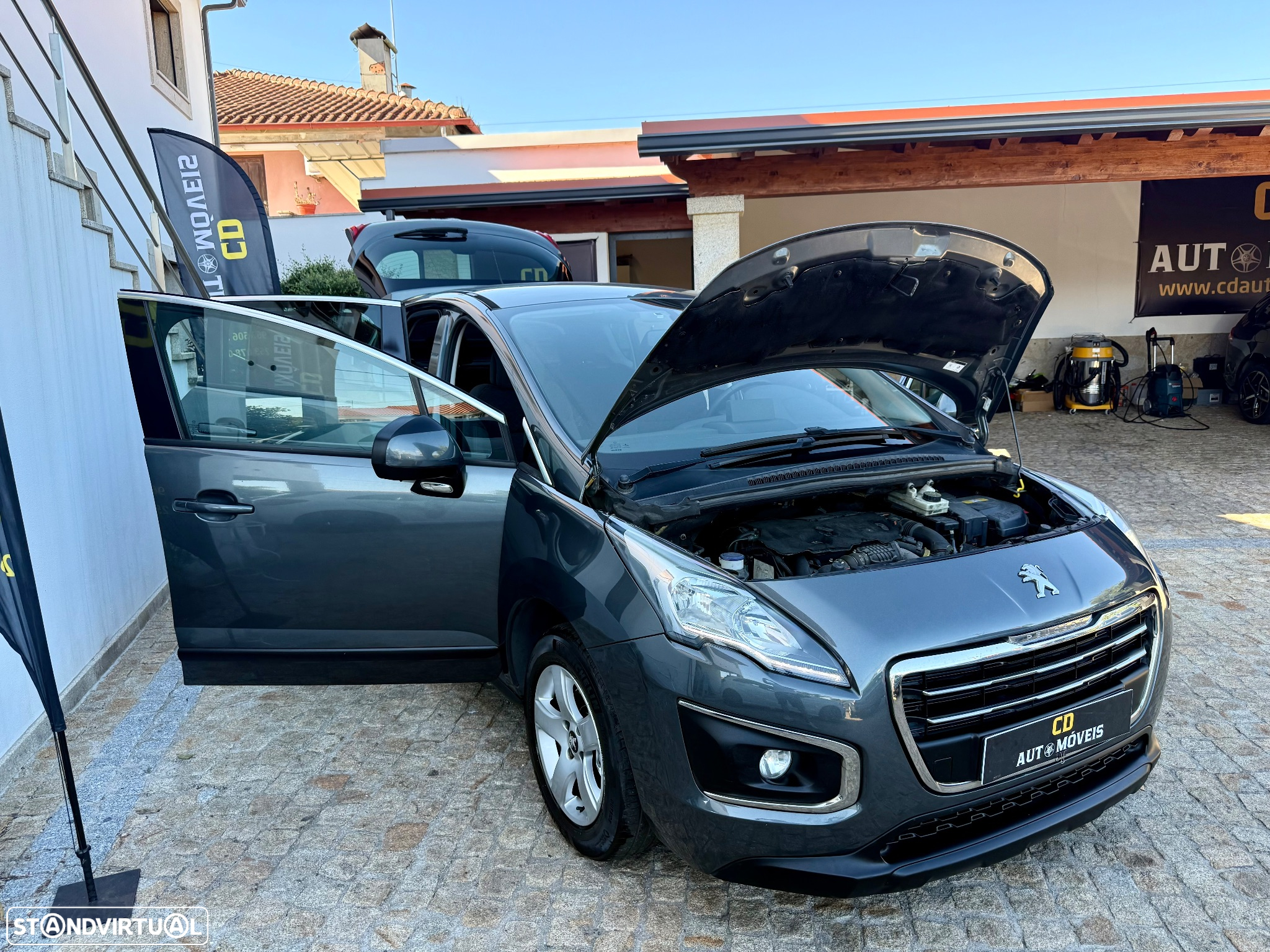 Peugeot 3008 1.6 e-HDi Business Line 2-Tronic - 30