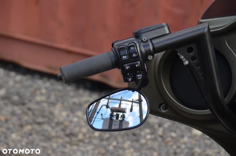 Harley-Davidson FLHXS Special - 13